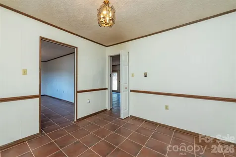 118 Richard Lane Black Mountain NC 28711