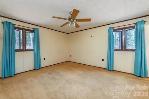 118 Richard Lane Black Mountain NC 28711