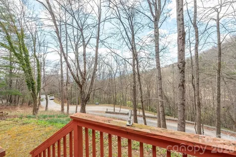 118 Richard Lane Black Mountain NC 28711