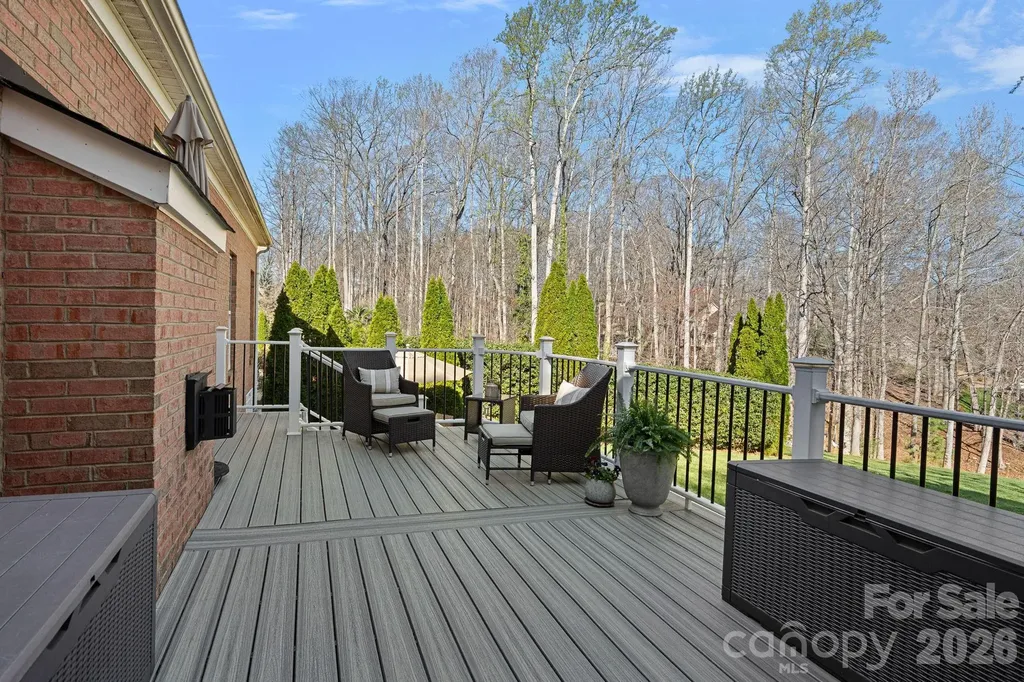 2474 Green Point Lane Denver NC 28037