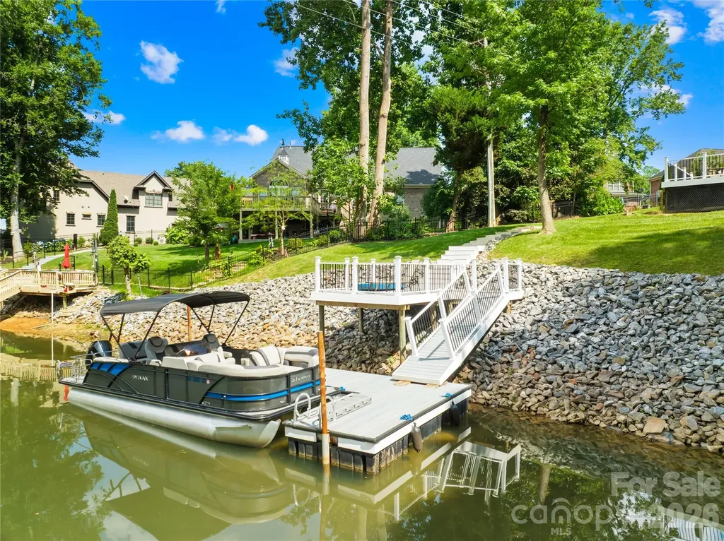 2474 Green Point Lane Denver NC 28037