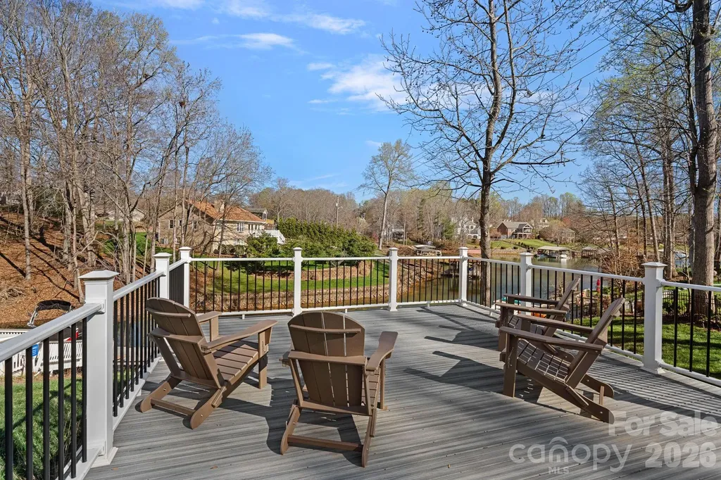 2474 Green Point Lane Denver NC 28037
