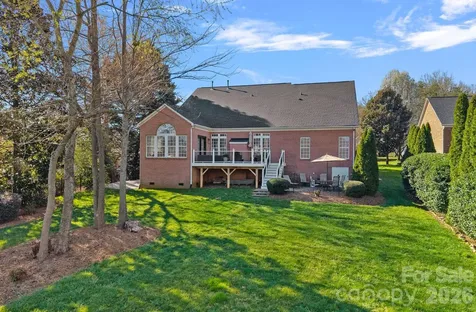 2474 Green Point Lane Denver NC 28037