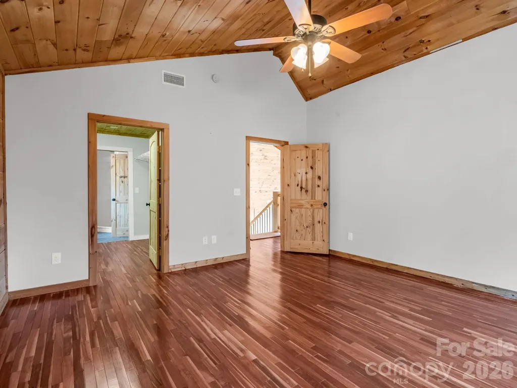 110 Chetan Way Lake Lure NC 28746