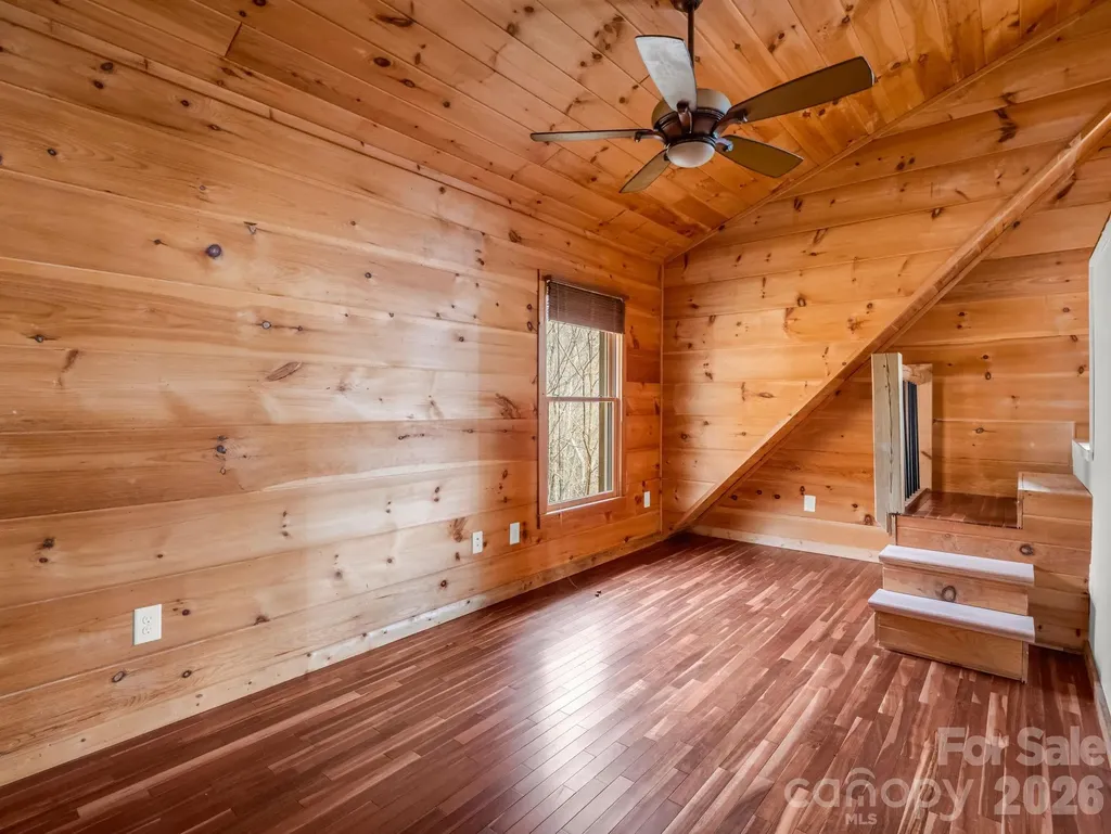 110 Chetan Way Lake Lure NC 28746
