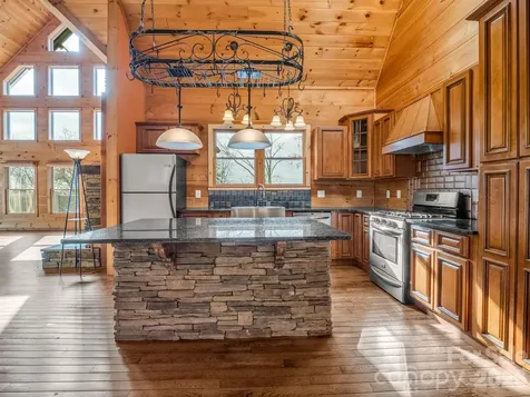 110 Chetan Way Lake Lure NC 28746