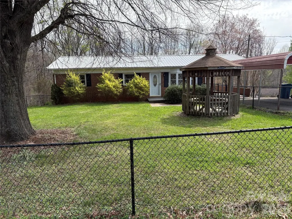 2137 23rd Street Drive SE Hickory NC 28602