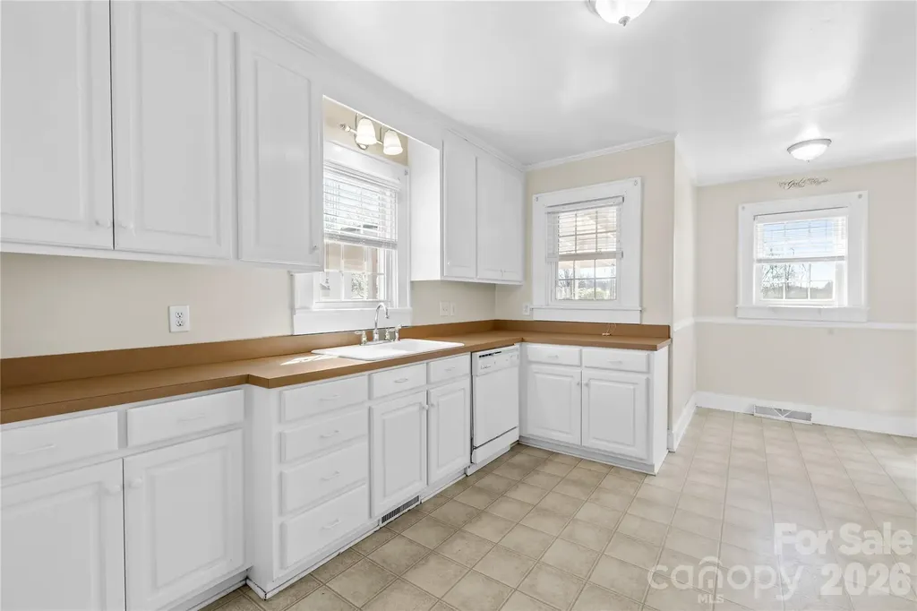 1302 W A Street Kannapolis NC 28081