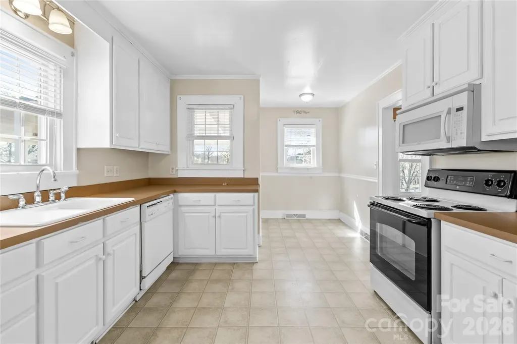 1302 W A Street Kannapolis NC 28081