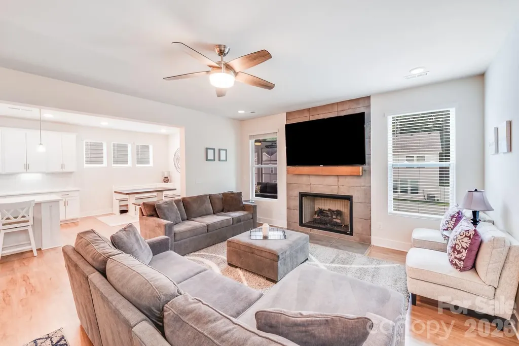 2013 White Cypress Court Charlotte NC 28216