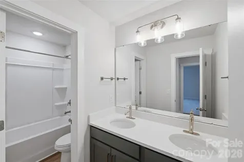 2013 White Cypress Court Charlotte NC 28216