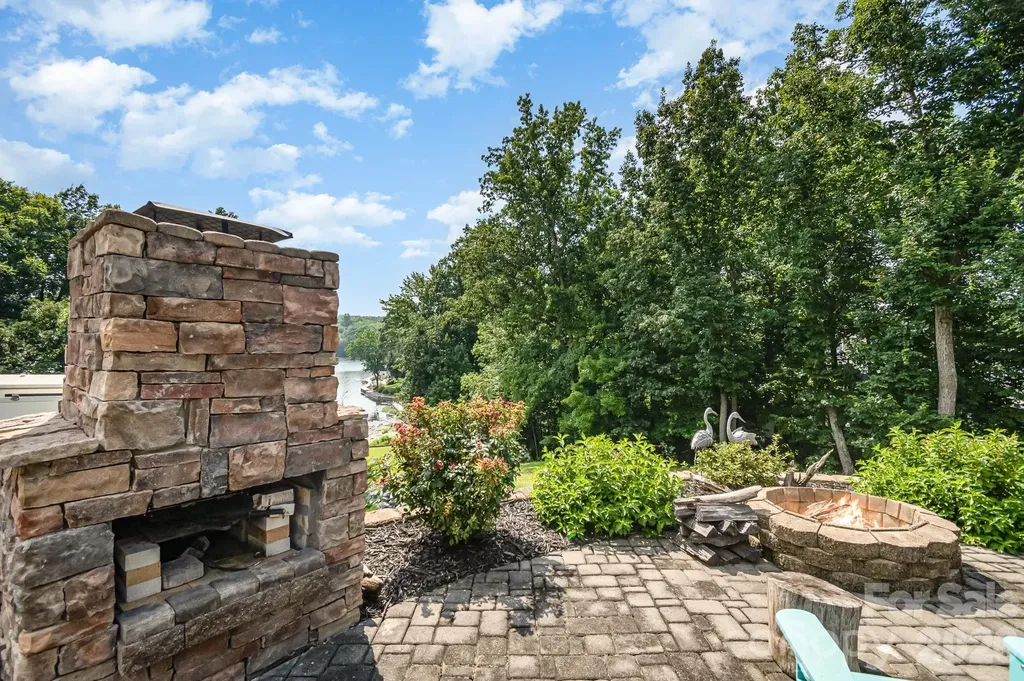 132 Eagle Drive New London NC 28127