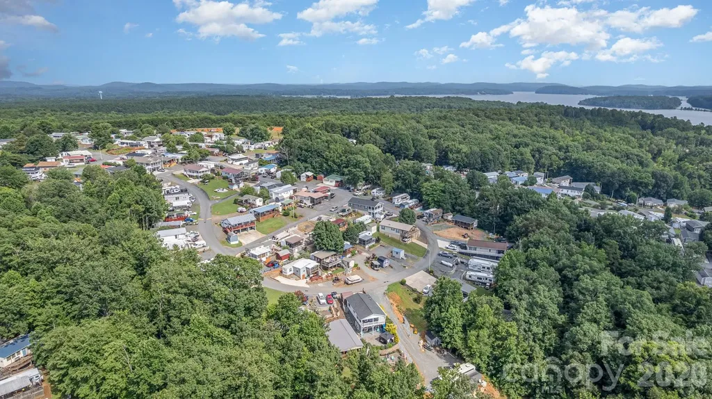 132 Eagle Drive New London NC 28127