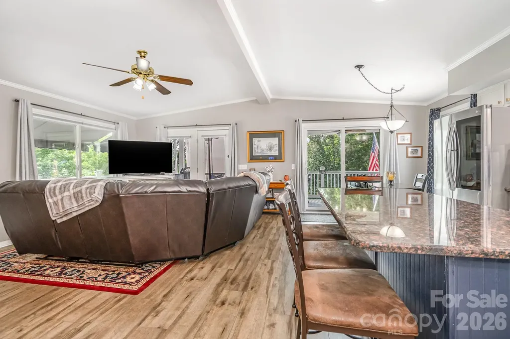132 Eagle Drive New London NC 28127
