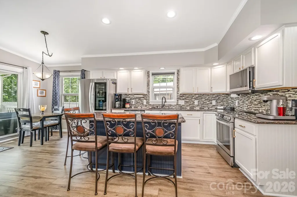 132 Eagle Drive New London NC 28127