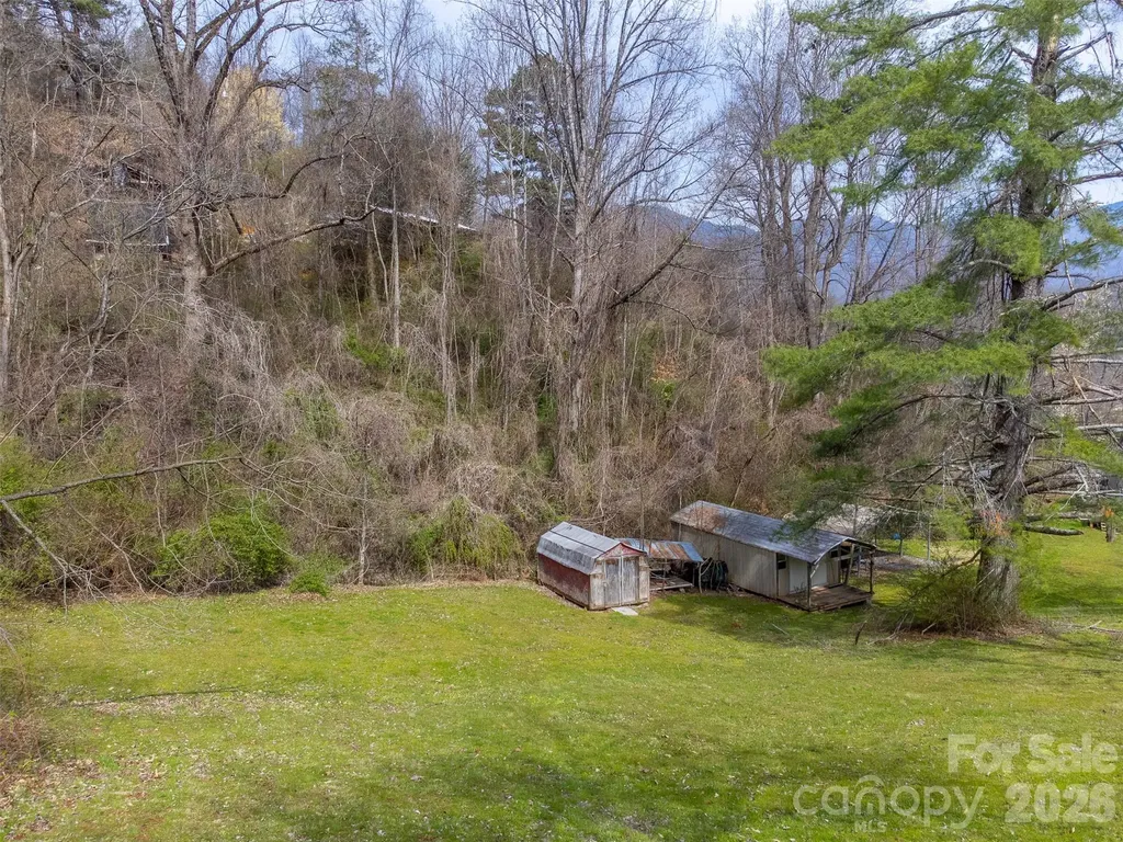 318 Sunrise Park Sylva NC 28779
