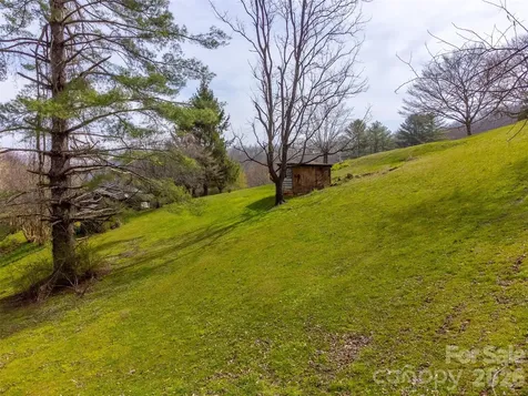 318 Sunrise Park Sylva NC 28779