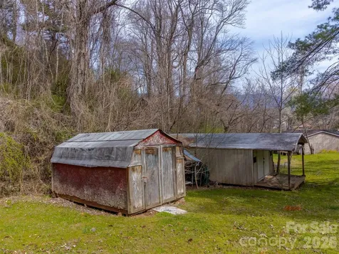 318 Sunrise Park Sylva NC 28779