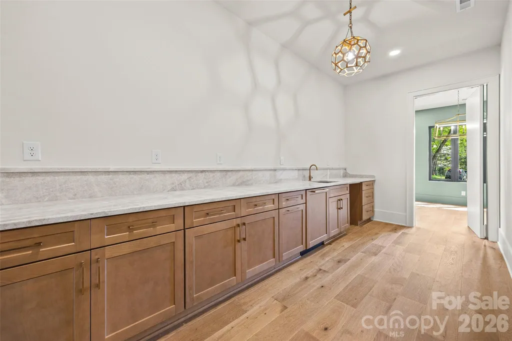 7105 Essington Drive Charlotte NC 28270