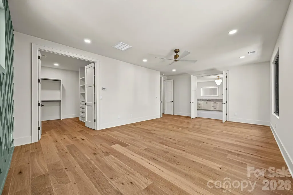 7105 Essington Drive Charlotte NC 28270