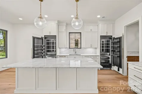 7105 Essington Drive Charlotte NC 28270