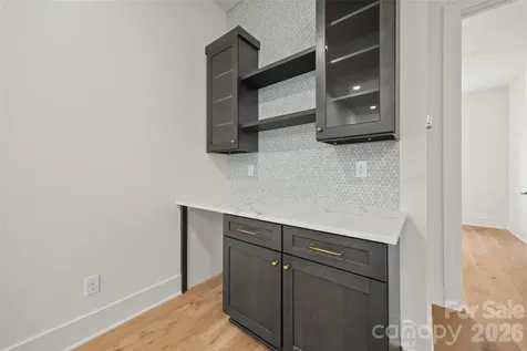 7105 Essington Drive Charlotte NC 28270