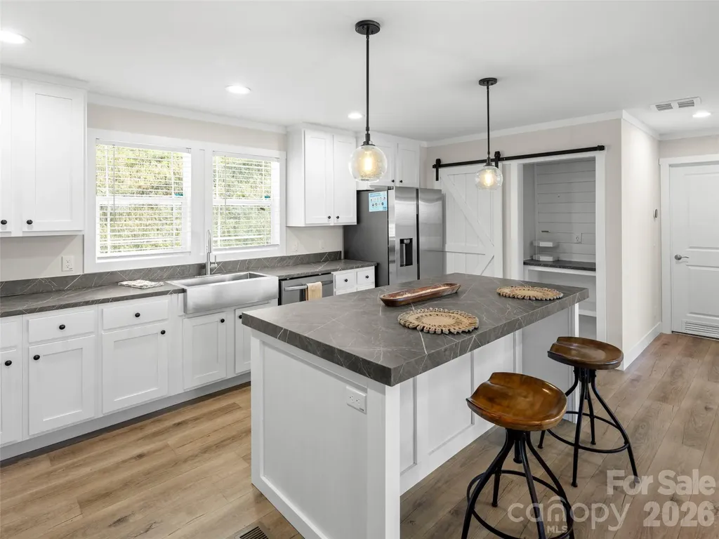 502 & 512 Hutch Mountain Road Fletcher NC 28732