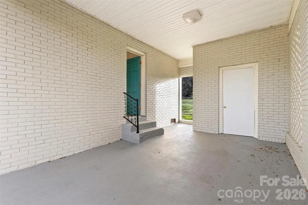 4432 E Highway 27 Highway Iron Station NC 28080