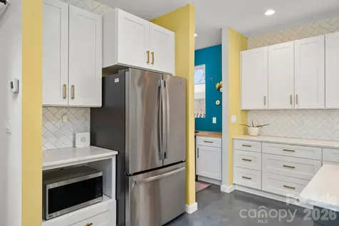 21 Boyd Avenue Asheville NC 28806