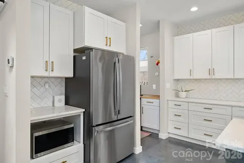 21 Boyd Avenue Asheville NC 28806