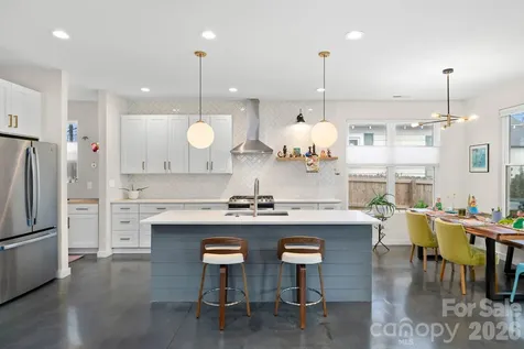 21 Boyd Avenue Asheville NC 28806