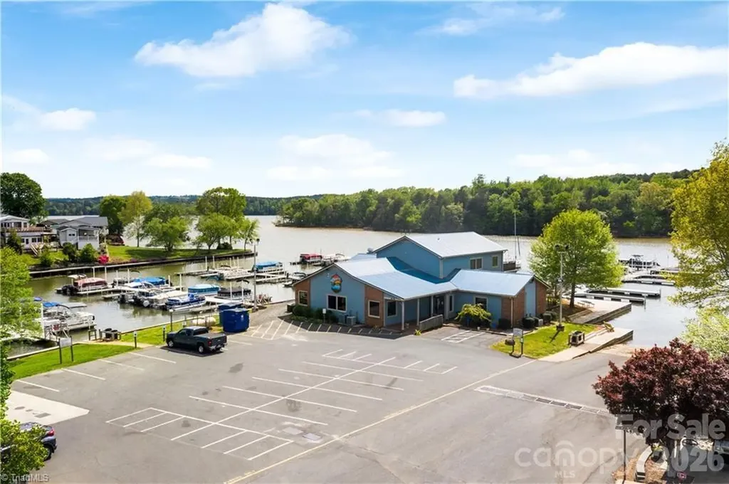 101 Dogwood Circle New London NC 28127