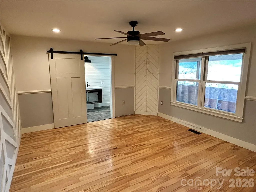 330 Potts Drive Waynesville NC 28785