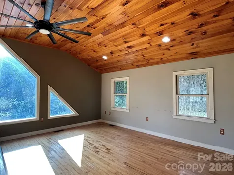 330 Potts Drive Waynesville NC 28785