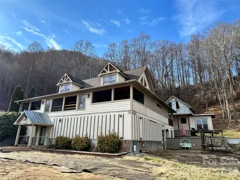 330 Potts Drive Waynesville NC 28785