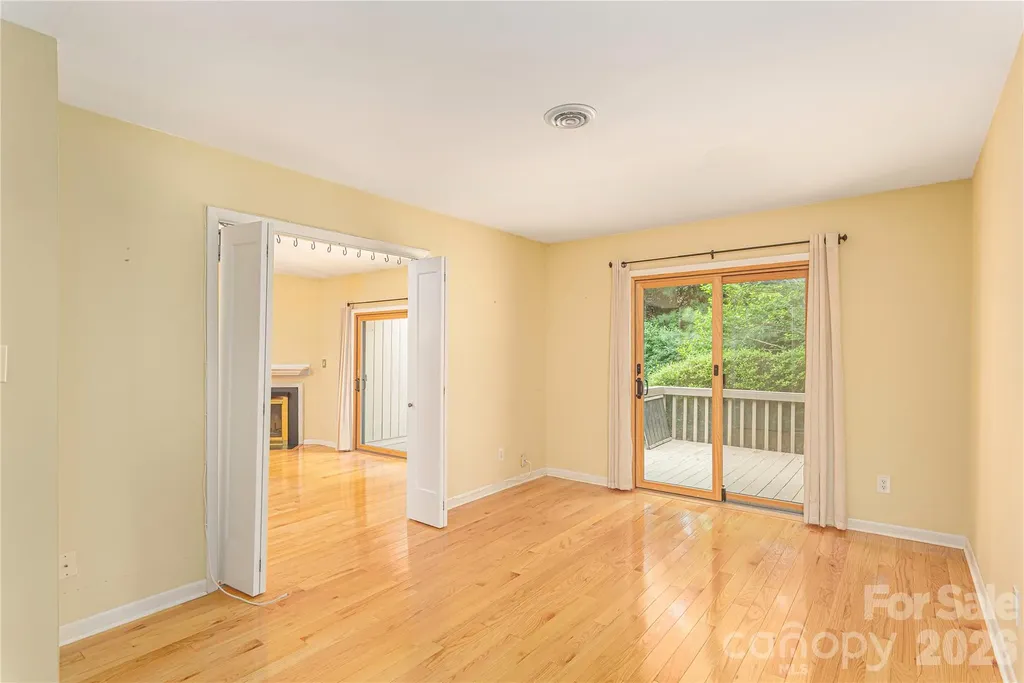 111 Clubwood Court Asheville NC 28803