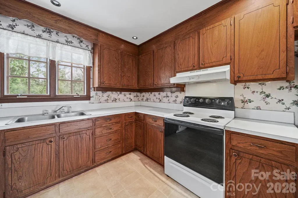 1628 Dixon Road Gastonia NC 28054
