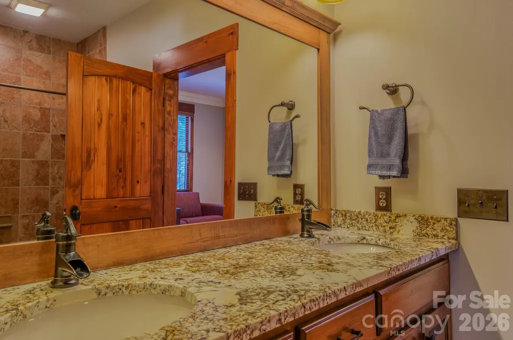 4836 Stream Side Lane Morganton NC 28655