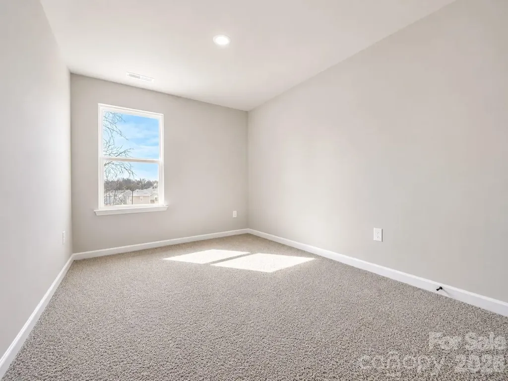 5941 Wallace Avenue Charlotte NC 28227