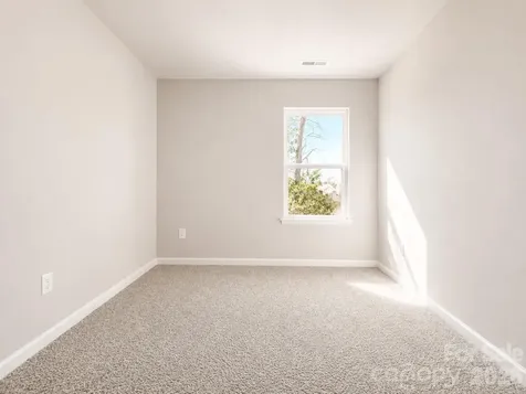 5941 Wallace Avenue Charlotte NC 28227