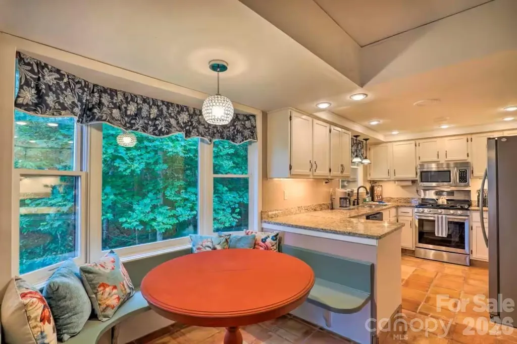 553 Deep Gap Road Sylva NC 28779