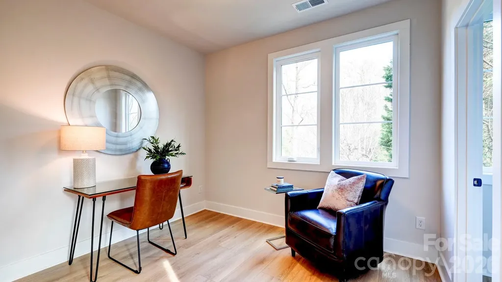 1308 Carolyn Drive Charlotte NC 28205