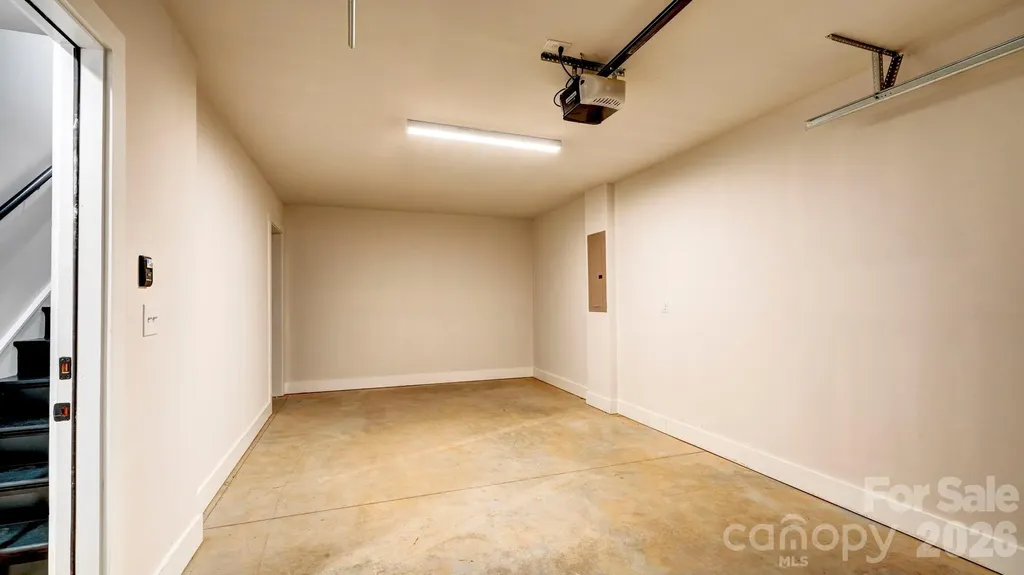 1308 Carolyn Drive Charlotte NC 28205