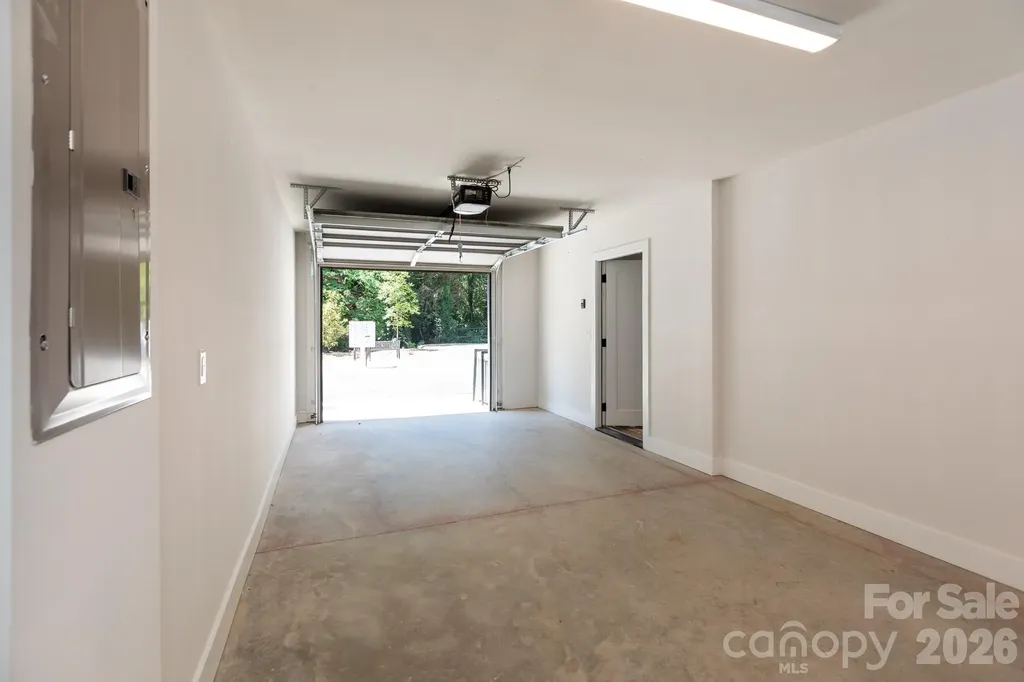 1308 Carolyn Drive Charlotte NC 28205