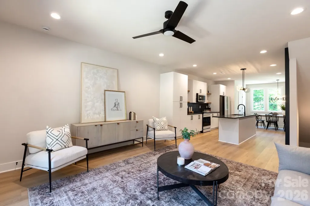 1308 Carolyn Drive Charlotte NC 28205
