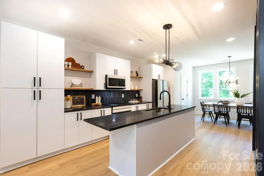 1308 Carolyn Drive Charlotte NC 28205