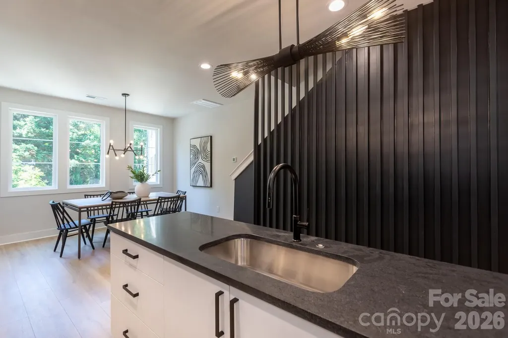 1308 Carolyn Drive Charlotte NC 28205
