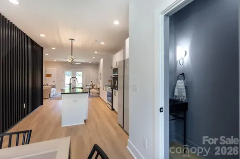 1308 Carolyn Drive Charlotte NC 28205
