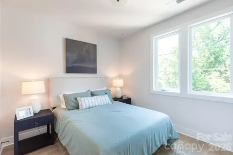 1308 Carolyn Drive Charlotte NC 28205