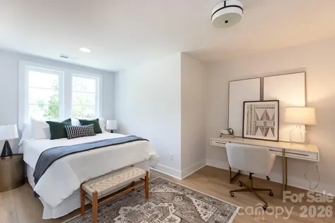 1308 Carolyn Drive Charlotte NC 28205